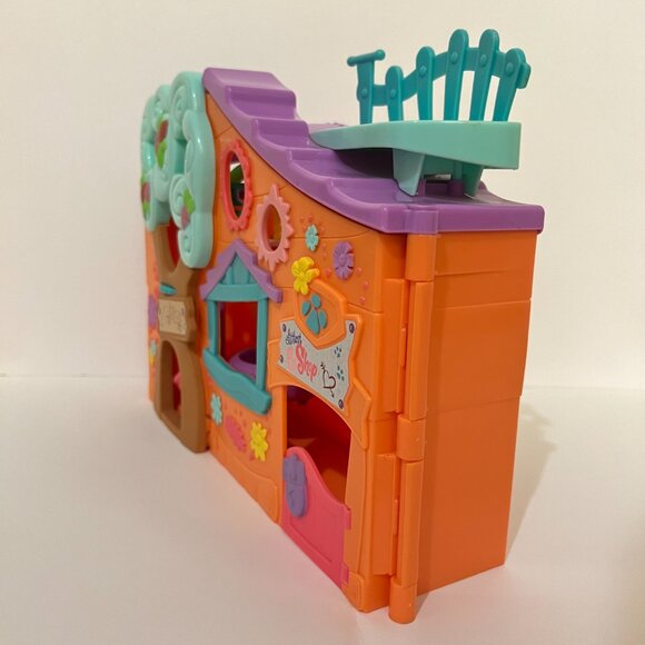 Littlest Pet Shop Pets Only Clubhouse with Squirrel #484 and Monkey #485 - Picture 6 of 13